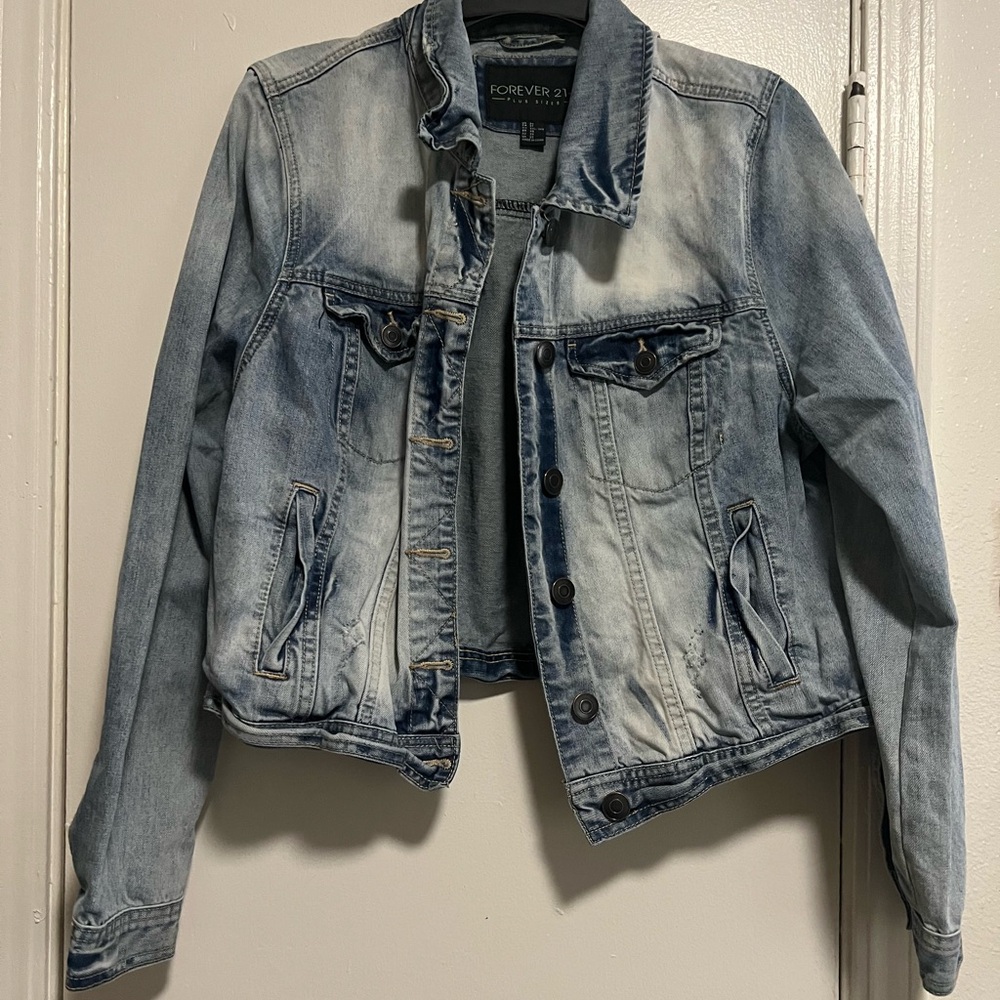 Cropped jean jacket